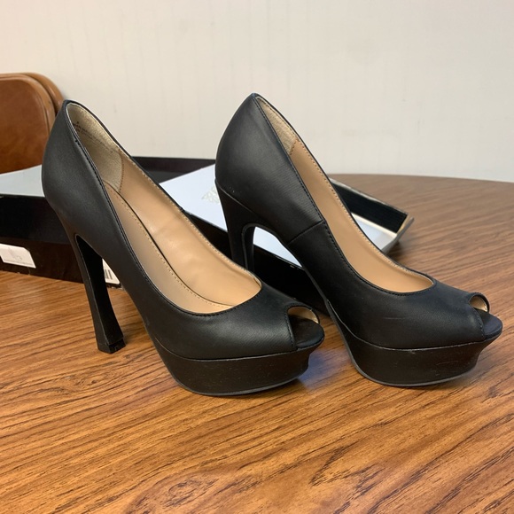 Platform Heels - Picture 3 of 6